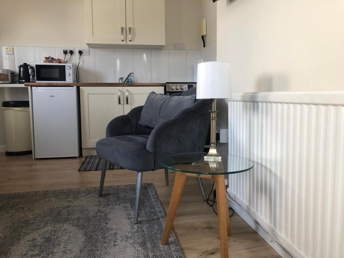 Little Park Holiday Homes Self Catering Cottages 1 & 2 Bedrooms Available Close To Tutbury Castle Zewnętrze zdjęcie